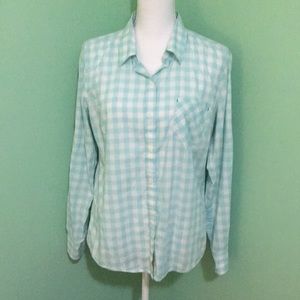 Patagonia Blue and White Gingham Button Down